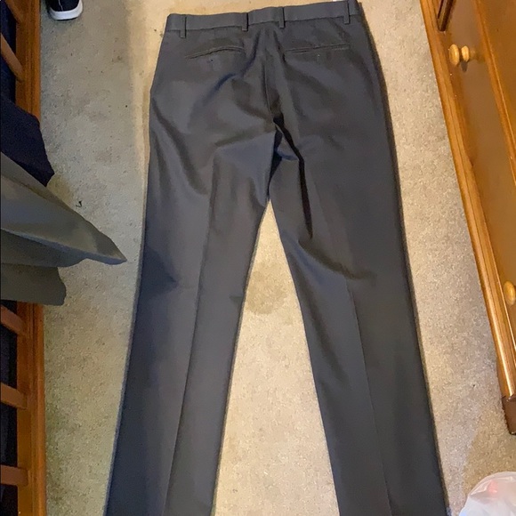 New Grey Dockers Men’s Dress Pants - Picture 3 of 6